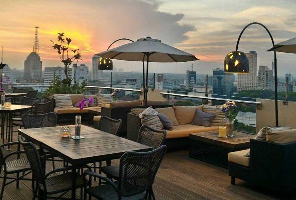 cafe dengan view bagus di Surabaya cafe dengan view bagus di surabaya Sky 36 Rooftop Bar