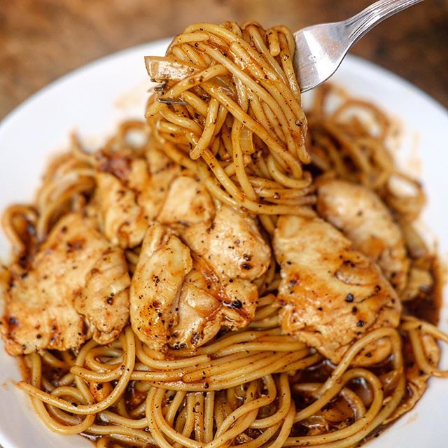 Elena Berkova ishtirokidagi filmlarni onlayn tomosha qiling Semiz yalangoch ayollar fotosuratlari